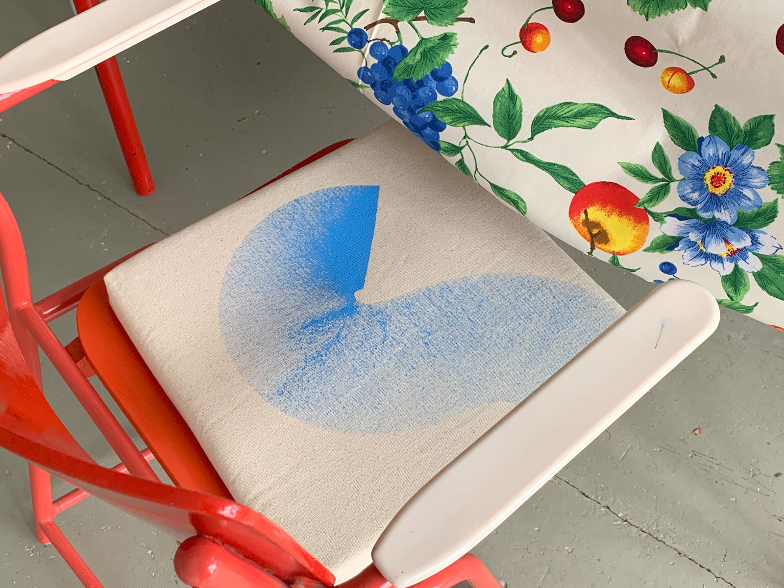 HUIS AUTO HOND TULP cushion3