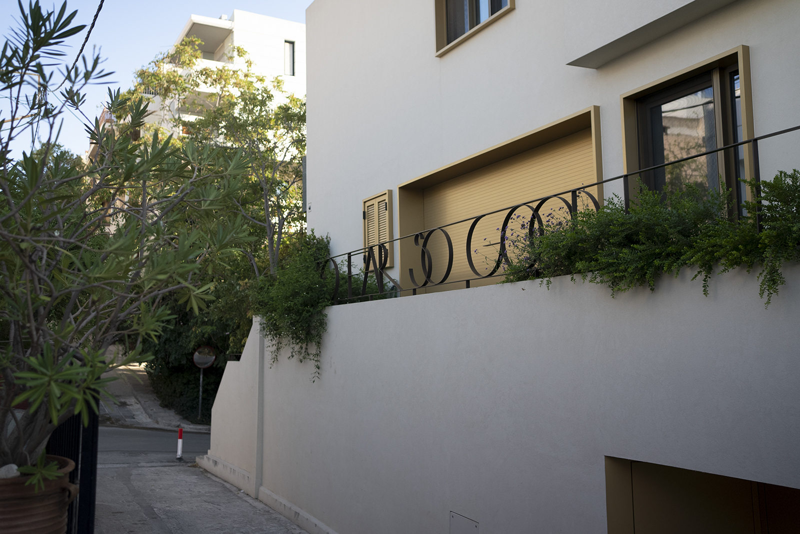 EB_SoFarSoGood_Athens_2025_1_LD